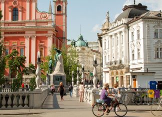Biciclete și cultură: Călătorii prin orașe istorice