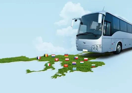 Călătorii cu autobuzul prin Europa: De la Paris la Praga