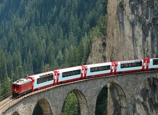 Cea mai pitorească călătorie pe calea ferată Flåm din Norvegia