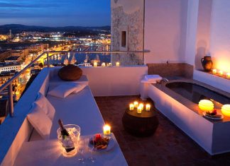 Cele mai romantice hoteluri pentru cupluri