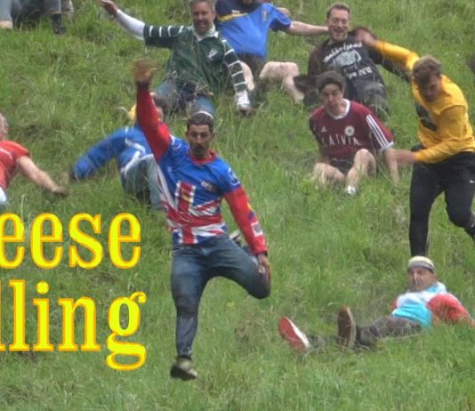 Cooper’s Hill Cheese Rolling – Rularea Brânzei de pe Dealul Cooper