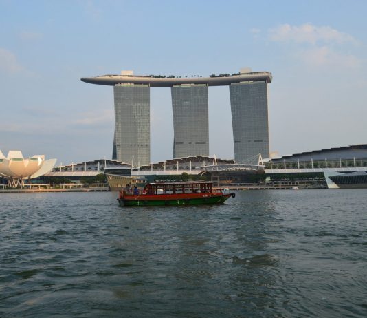 Cum să călătorești în Singapore