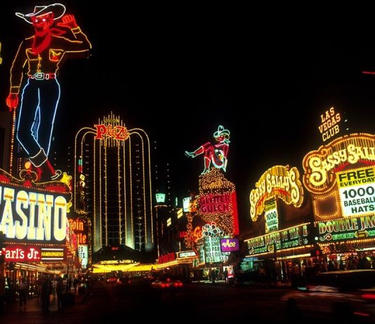 Cum să te deplasezi în Las Vegas