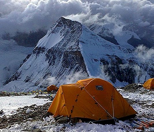 Cum să urci pe Muntele Fuji: Ghidul complet