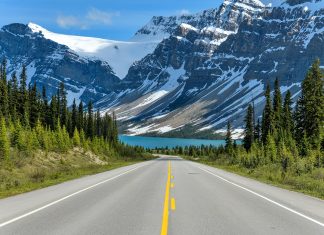 Descoperă Canada cu mașina: Călătorii pe cele mai frumoase rute și peisaje