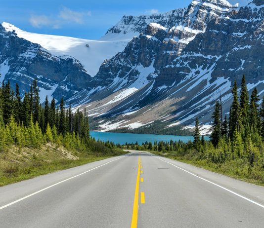 Descoperă Canada cu mașina: Călătorii pe cele mai frumoase rute și peisaje