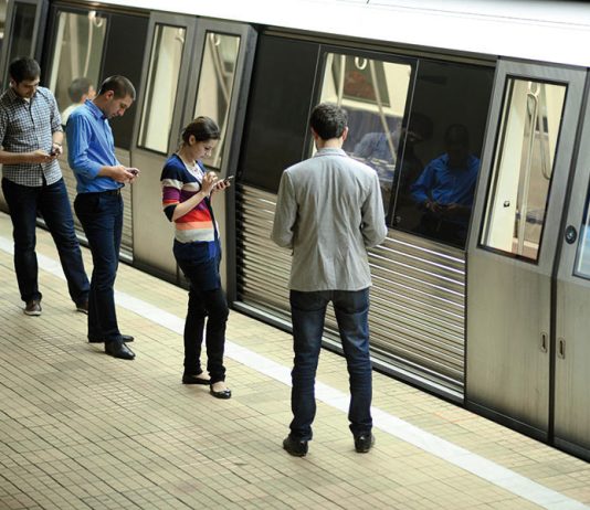 Explorând orașele chinezești: Călătorii cu metroul