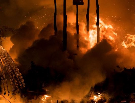 Festivalul Nozawa Onsen Fire: obiceiuri străvechi în Japonia