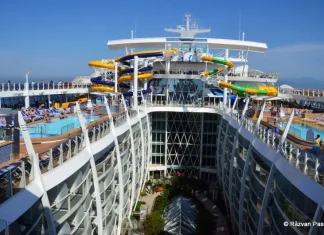 Harmony of the Seas – Experiență unică de croazieră pe cea mai mare navă din lume