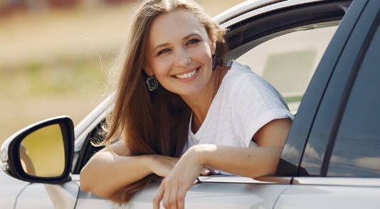 Închirieri auto în Noua Zeelandă: Ghid ESENTIAL + Sfaturi