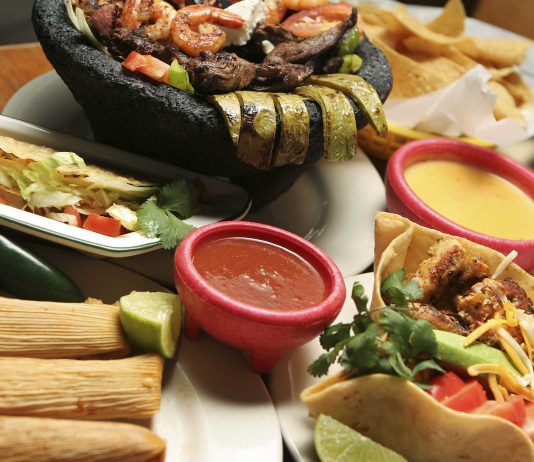 Kol: Bucătărie mexicană contemporană cu un twist californian