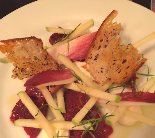 Les Arlots: O experiență culinară autentică în inima Parisului