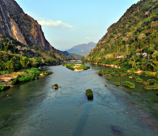 O aventură în Asia: croazieră pe râul Mekong