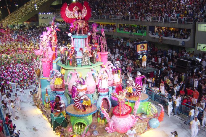 samba-school-parades-2004.jpg