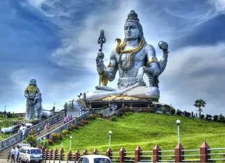 Templul Murudeshwar: Lucruri de făcut și locuri de vizitat în Murudeshwar