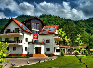 Top cazări cu cea mai bună priveliște din România