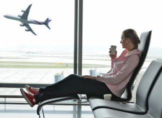 Top dezavantaje ale călătoriei cu avionul