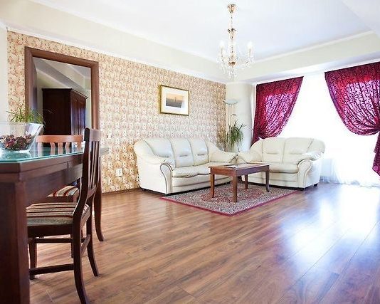 Unde să stați în București: Hotel SS Residence